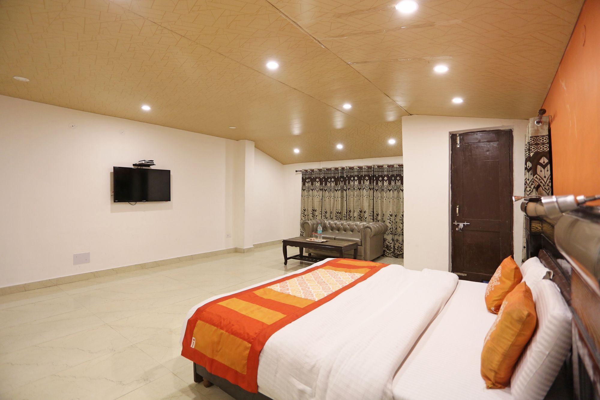 Hotel Oyo 6517 Satyam International Dalhousie Exterior foto